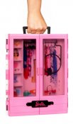 Barbie garderob med 6st galgar