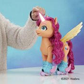 My Little Pony sjungande radiostyrd Sunny Starscout figur